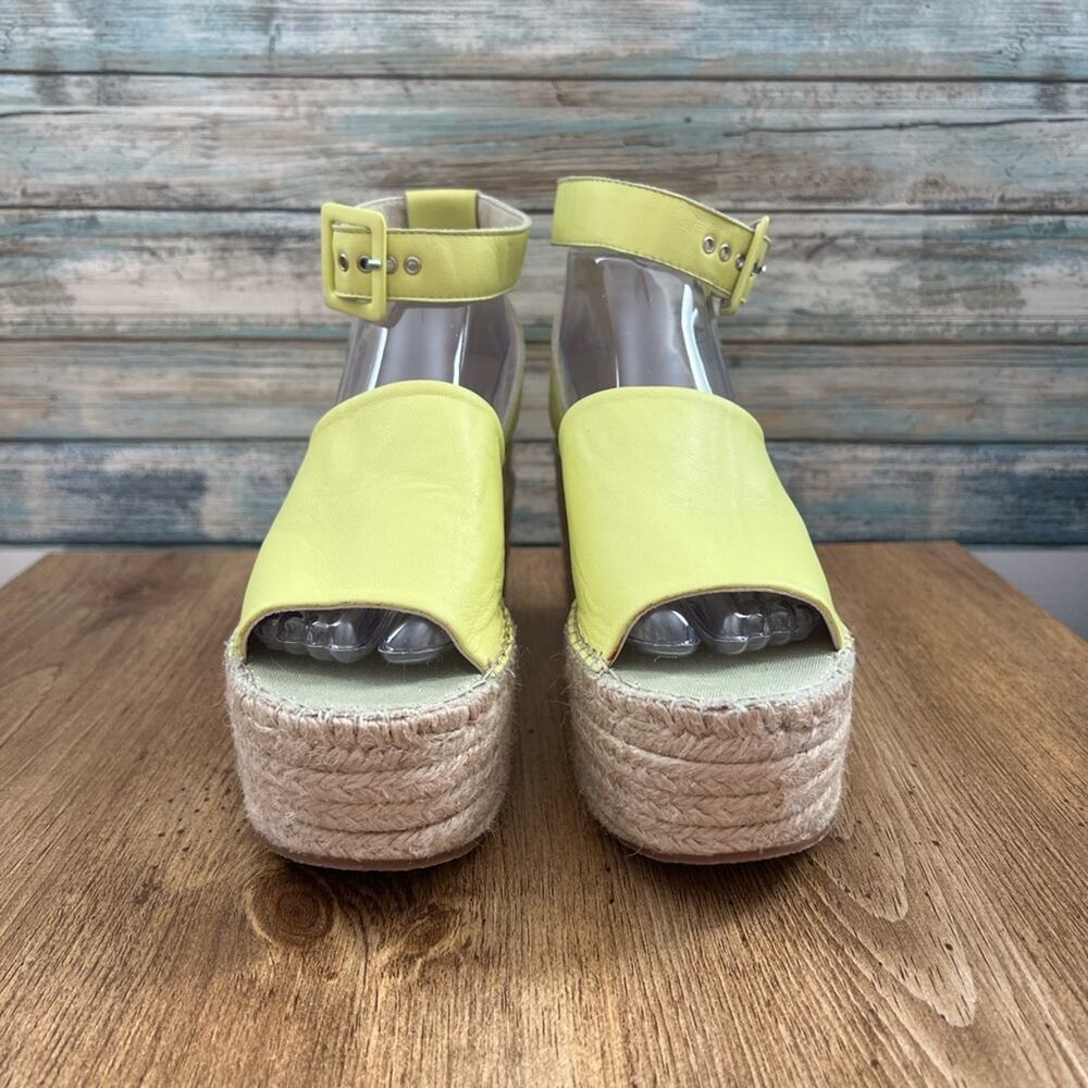 Free People Coast Platform Sandal in Sunny Lime
Leather - Picture 7 of 16